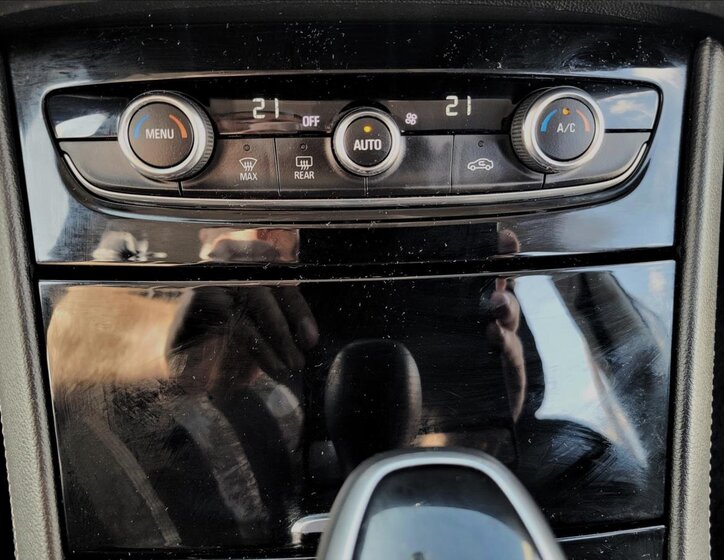 Opel Grandland X SUV / Terénní 1,5 l 96 kw