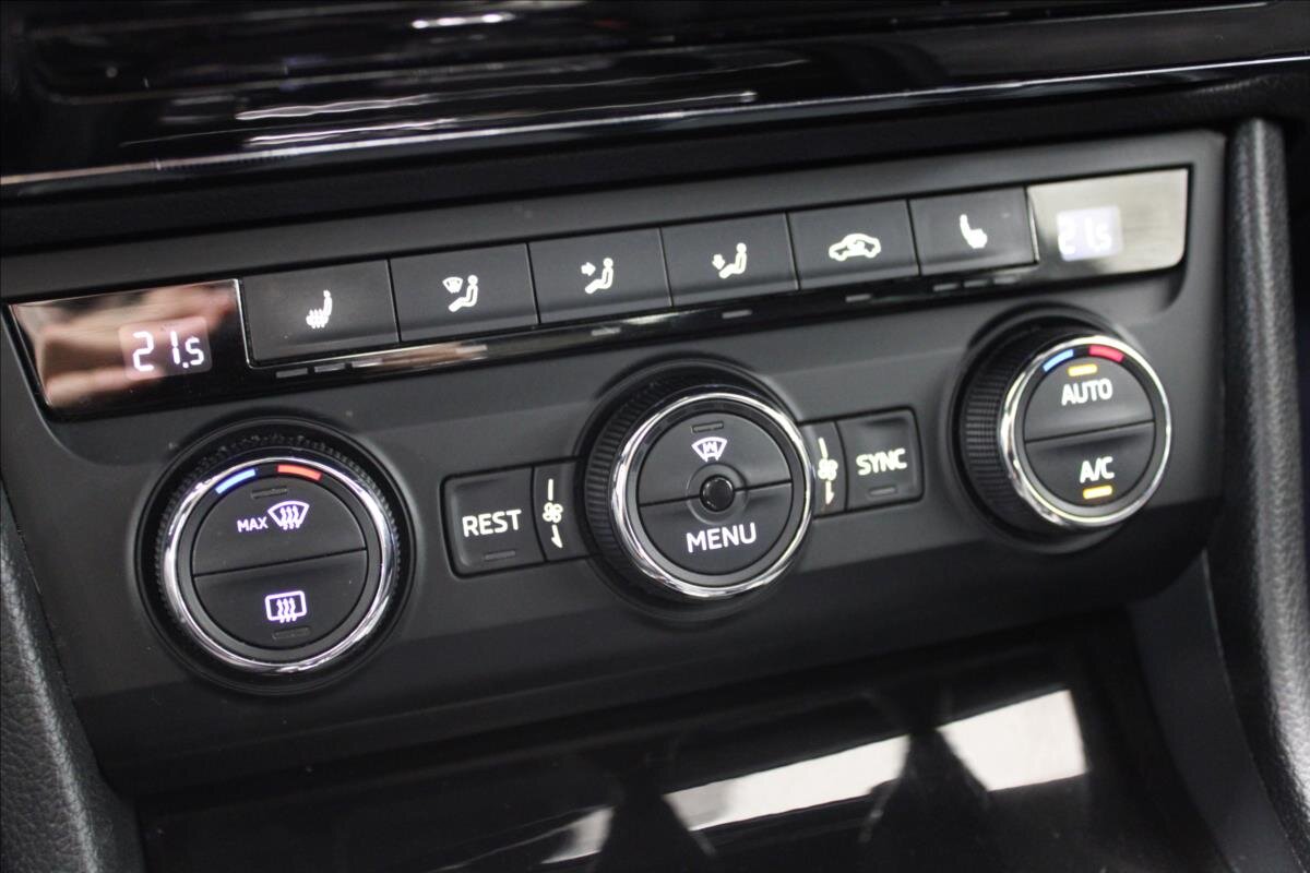 Škoda Superb Kombi 2,0 l 110 kw