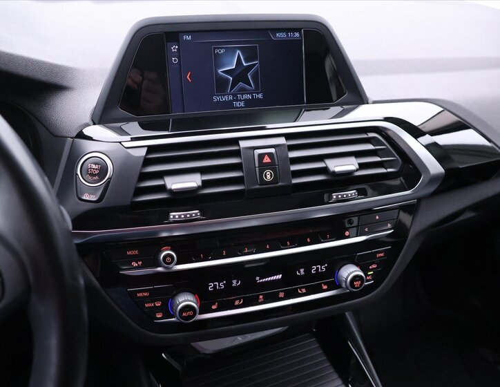 BMW X3 SUV / Terénní 2,0 l 140 kw