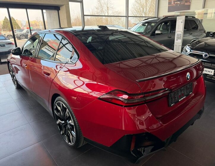 BMW Řada 5 Sedan / Limuzína 3,0 l 210 kw
