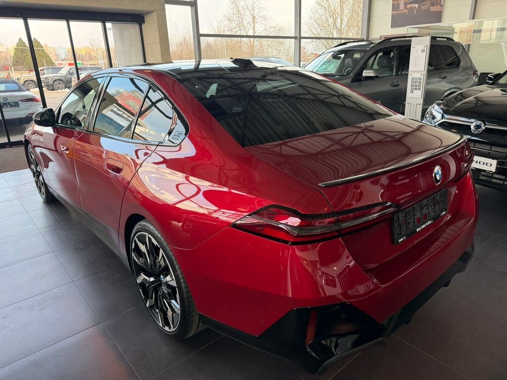 BMW Řada 5 Sedan / Limuzína 3,0 l 210 kw