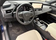Lexus ES 300h Sedan 2,5 l 131 kw