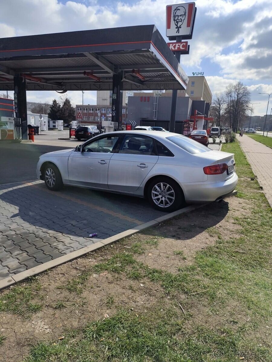 Audi A4 Sedan / Limuzína 0,0 140 kw
