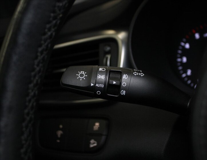 KIA Sorento SUV 2,2 l 147 kw