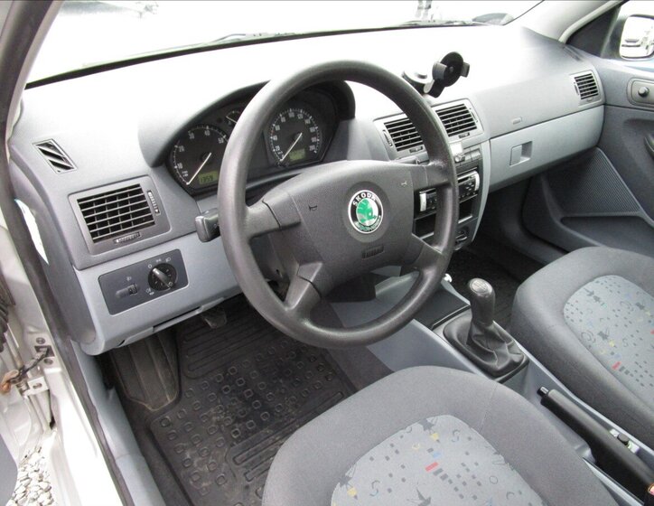 Škoda Fabia Hatchback 1,4 l 50 kw