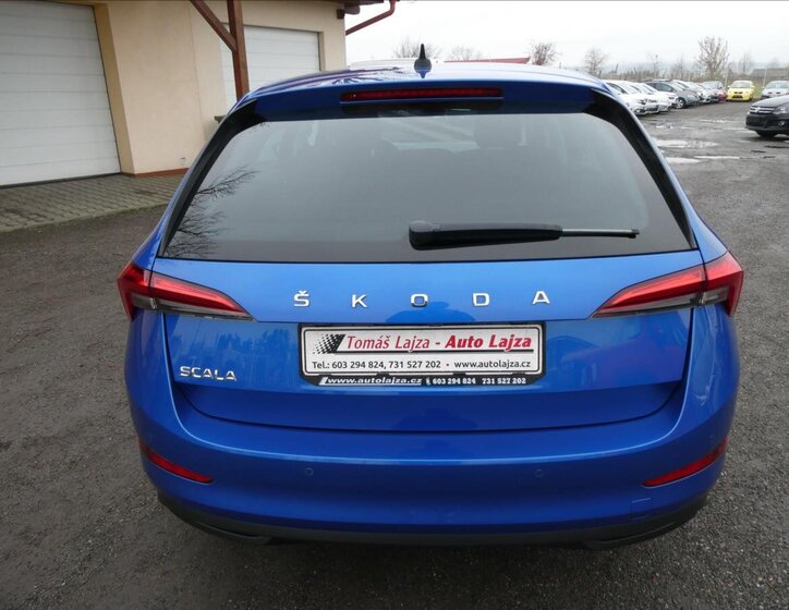 Škoda Scala 8