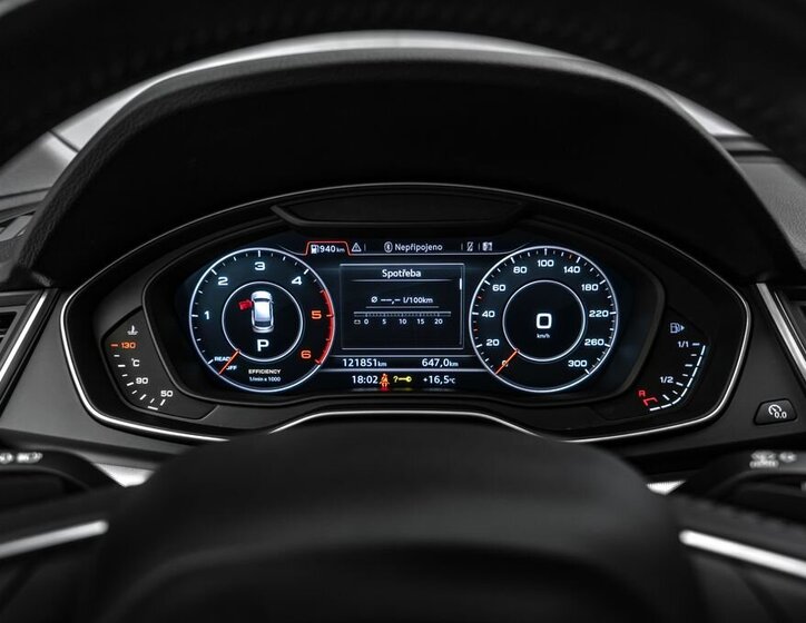 Audi Q5 SUV / Terénní 2,0 l 140 kw