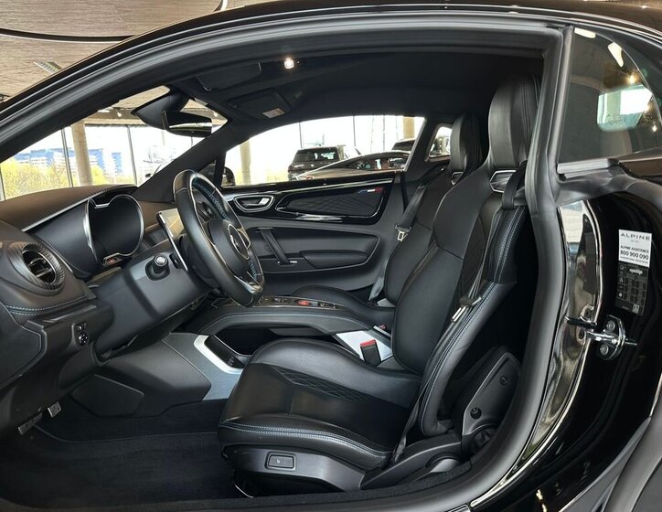 Ostatní Ostatní Kupé 1,8 l 185 kw