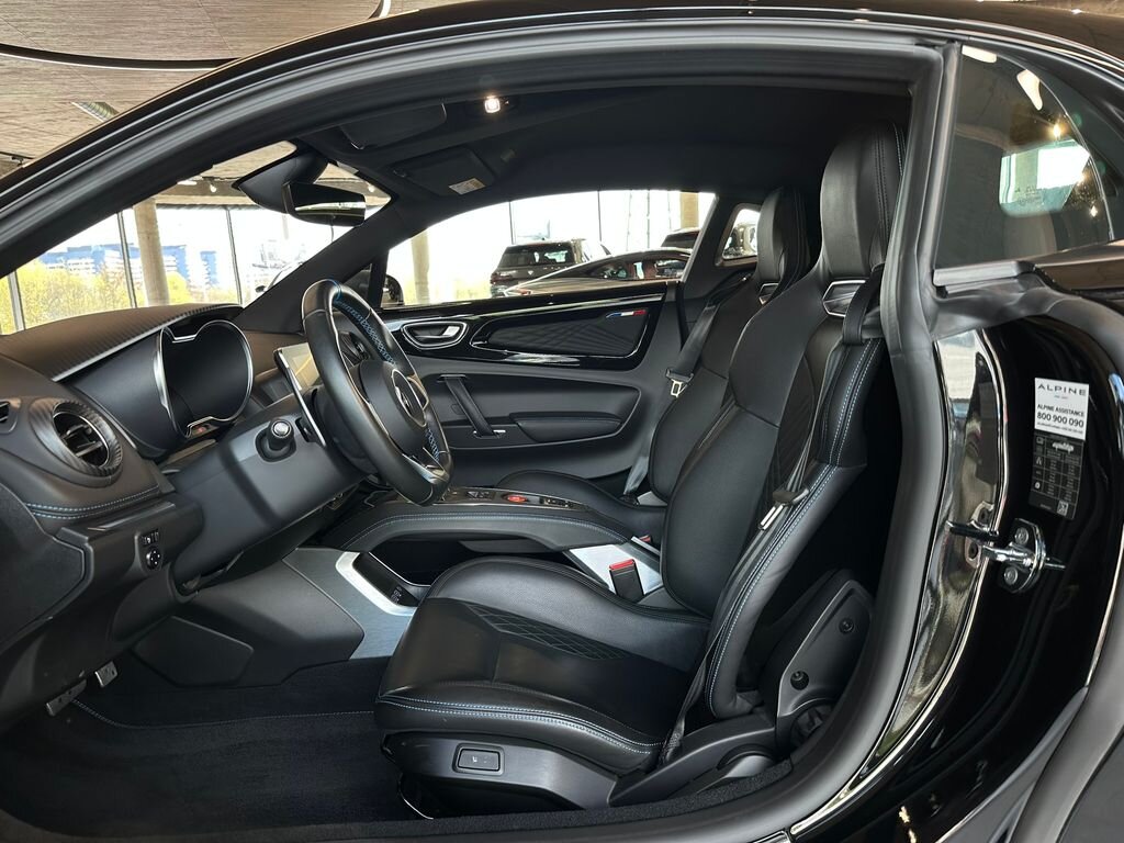 Ostatní Ostatní Kupé 1,8 l 185 kw