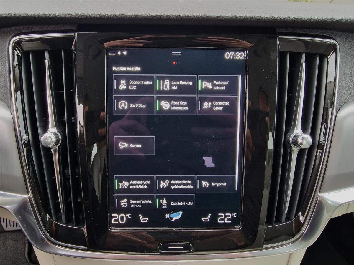 Volvo V90 Kombi 2,0 l 140 kw