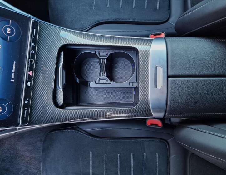 Mercedes-Benz Třídy C Sedan / Limuzína 2,0 l 147 kw