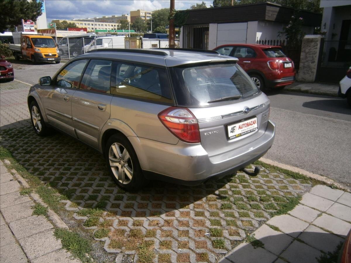 Subaru Legacy Kombi 2,5 l 127 kw