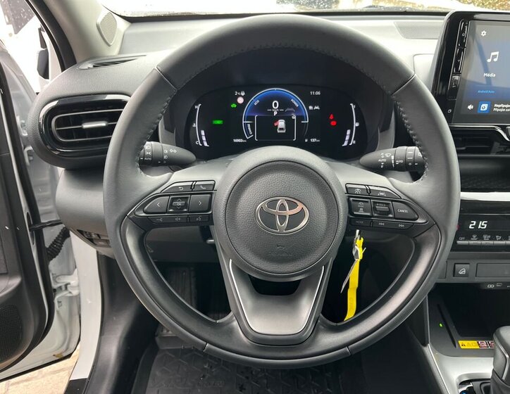 Toyota Yaris Cross SUV 1,5 l 68 kw