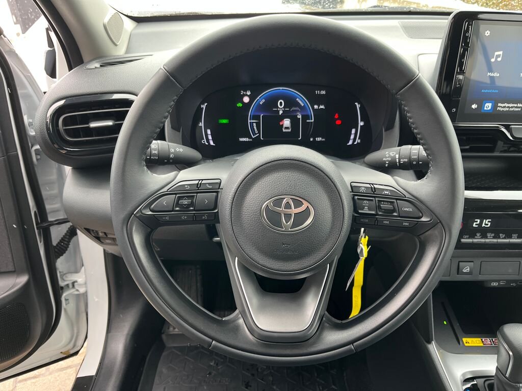 Toyota Yaris Cross SUV 1,5 l 68 kw