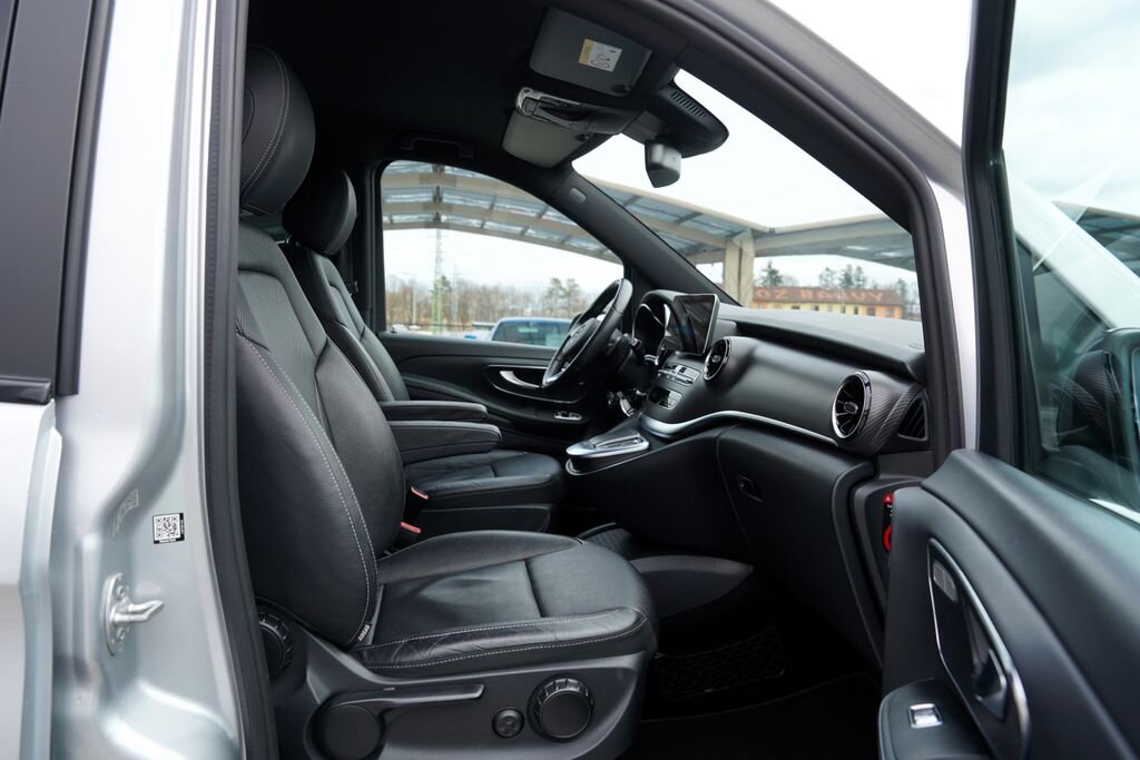 Mercedes-Benz Třídy V MPV 2,0 l 176 kw