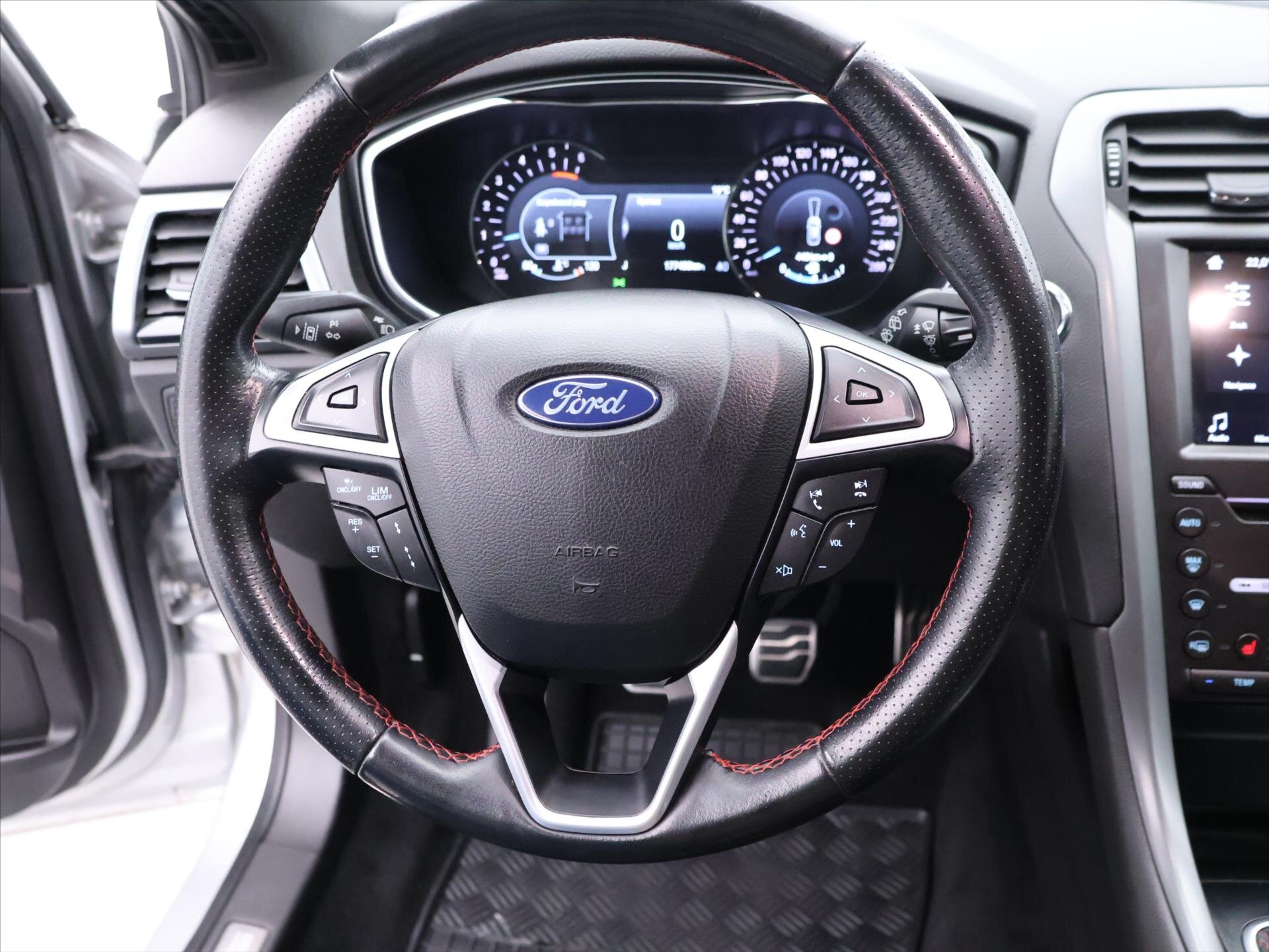 Ford Mondeo Kombi 2,0 l 132 kw