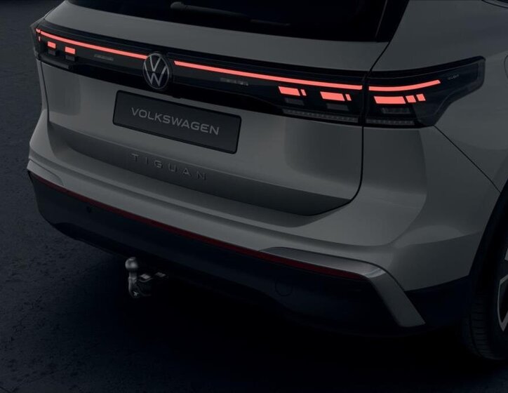 Volkswagen Tiguan 8