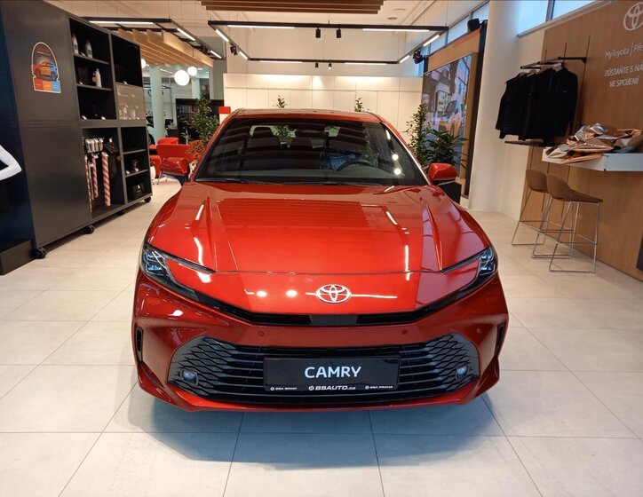 Toyota Camry Sedan 2,5 l 169 kw