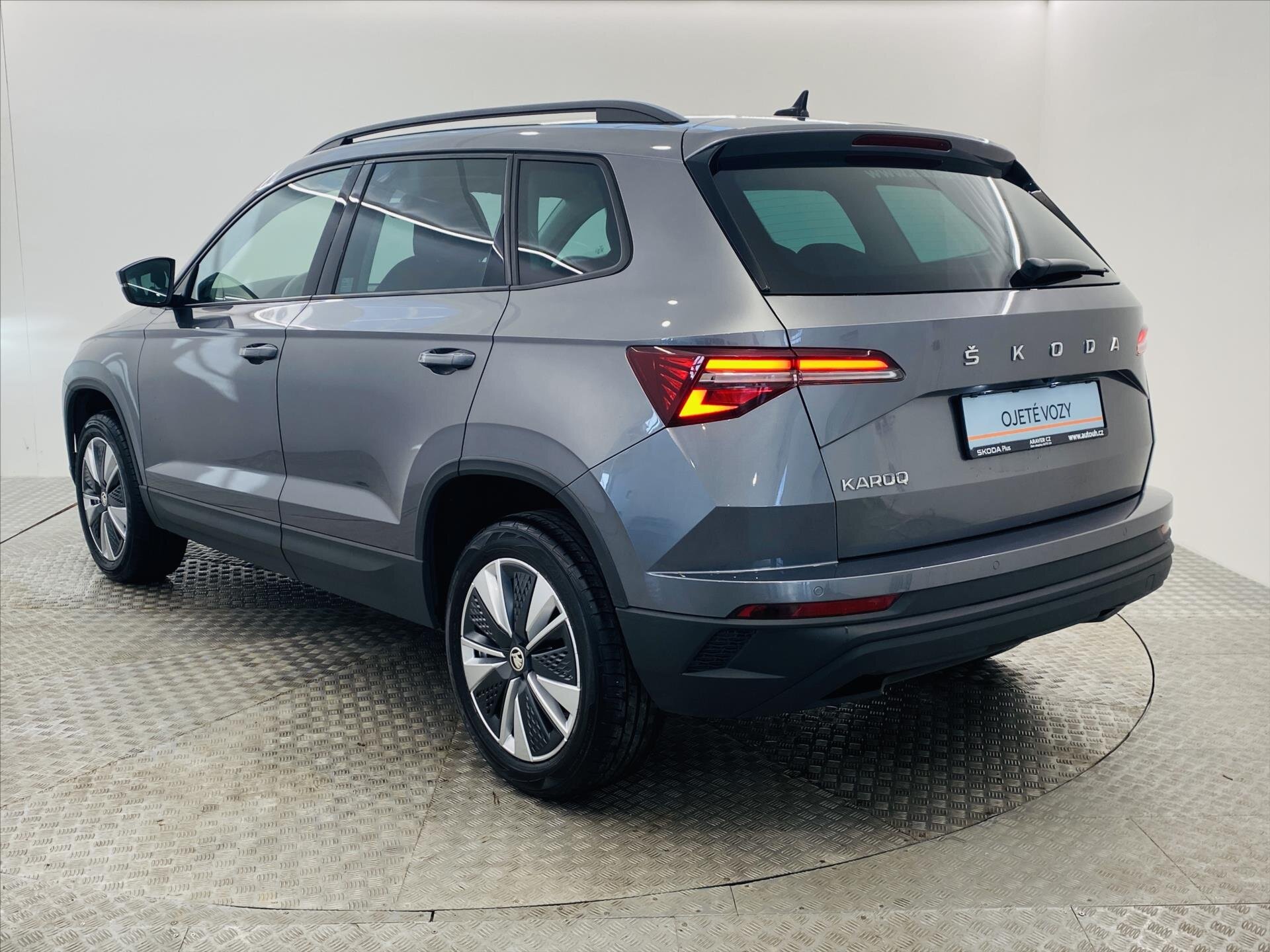 Škoda Karoq SUV / Terénní 1,5 l 110 kw