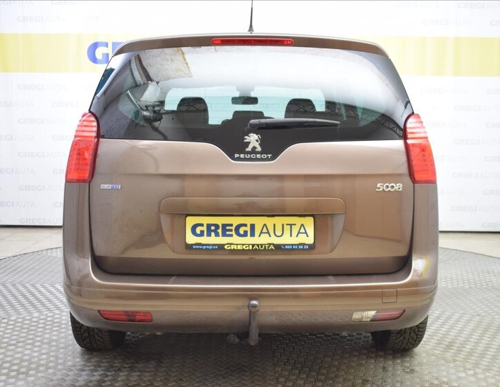 Peugeot 5008 MPV 1,6 l 88 kw