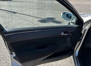 Peugeot 607 Sedan / Limuzína 2,0 l 100 kw