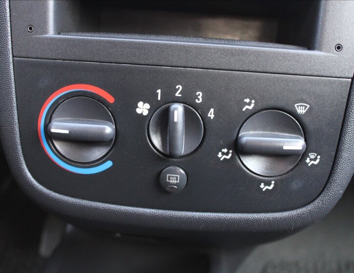 Opel Corsa Hatchback 973,0 43 kw