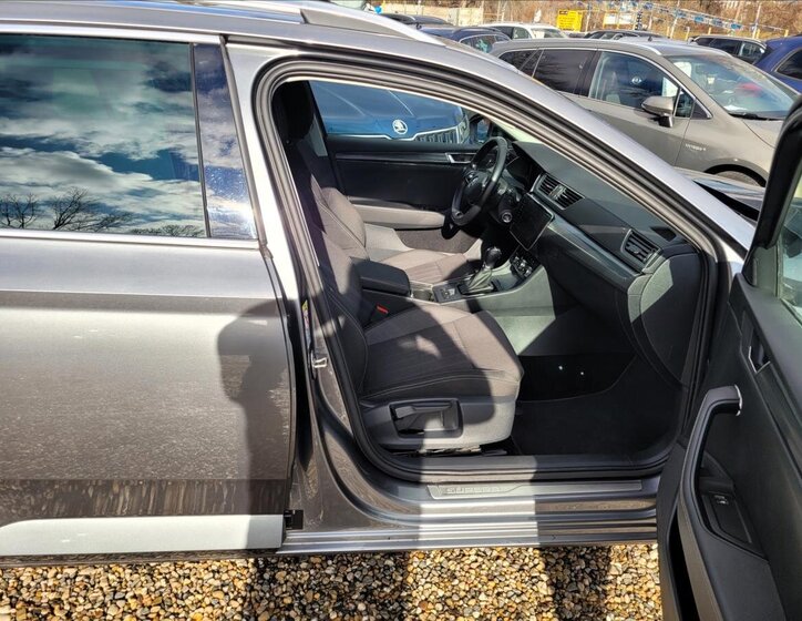 Škoda Superb Kombi 1,4 l 115 kw