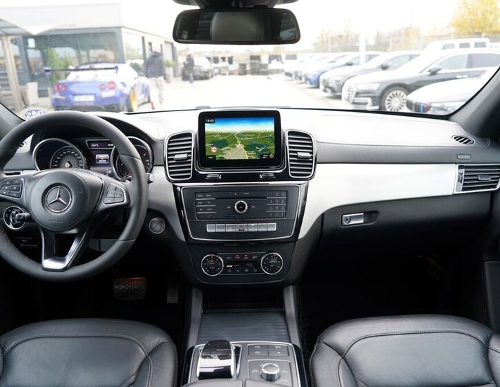 Mercedes-Benz GLS 30