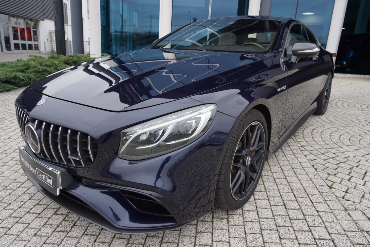 Mercedes-Benz Třídy S Kupé 4,0 l 450 kw
