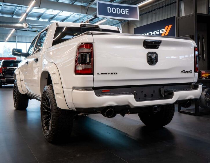 Dodge RAM Pick-up 5,7 l 291 kw