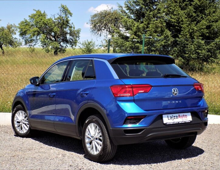 Volkswagen T-Roc SUV / Terénní 1,6 l 85 kw