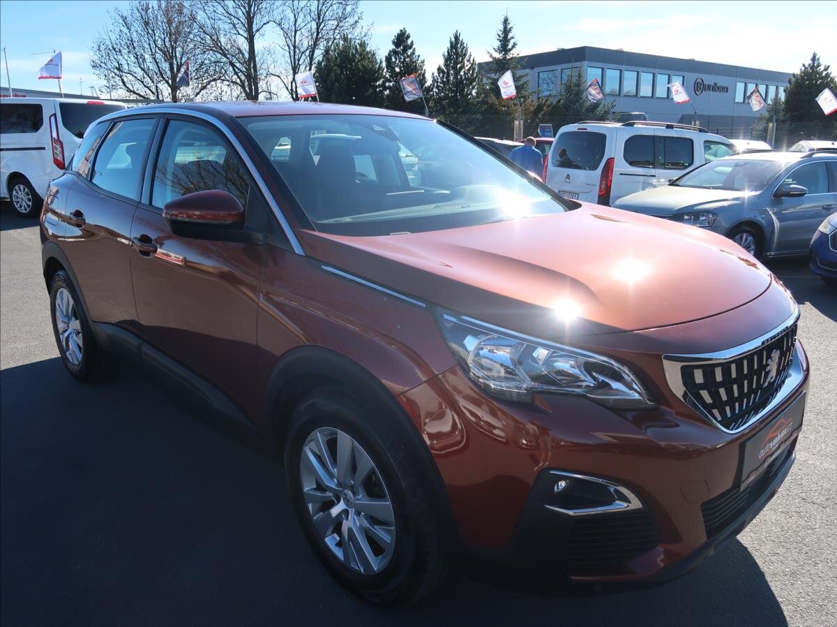 Peugeot 3008 SUV / Terénní 1,2 l 96 kw