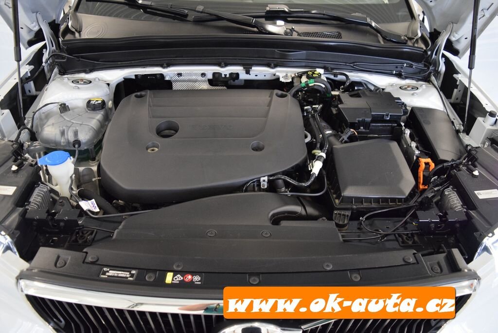 Volvo XC40 SUV 2,0 l 120 kw