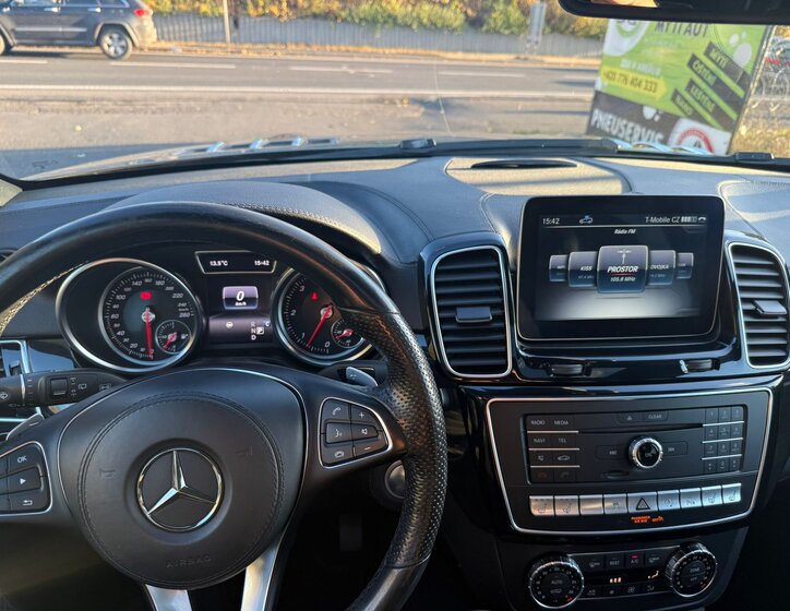 Mercedes-Benz GLS Kombi 3,0 l 190 kw