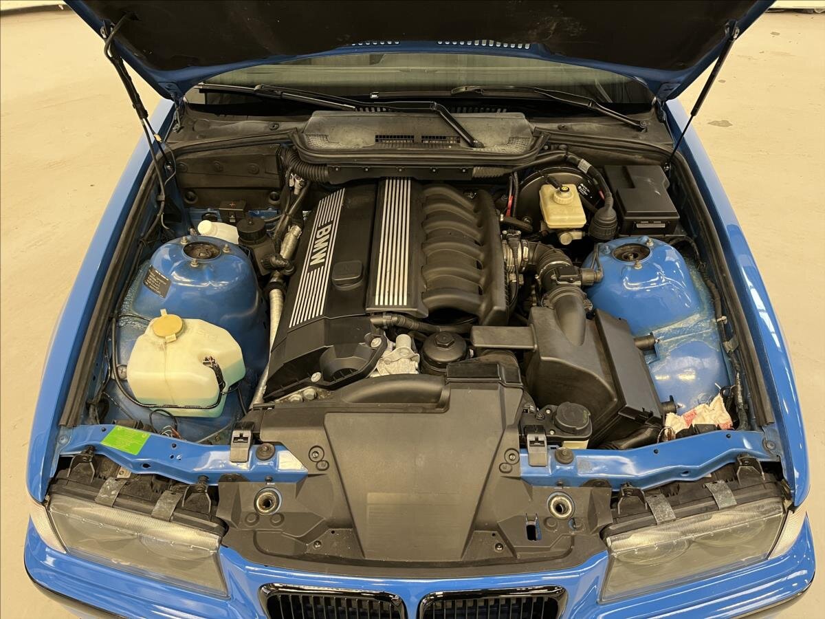 BMW Řada 3 Kabriolet 2,0 l 110 kw