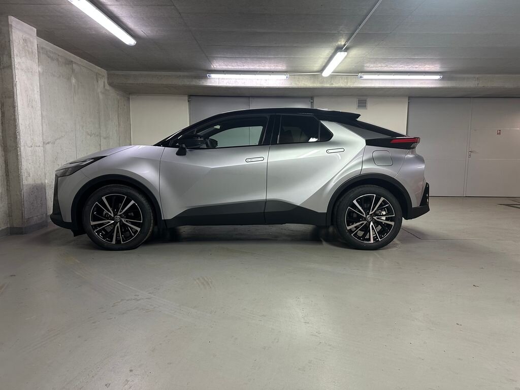 Toyota C-HR Hatchback 1,8 l 90 kw