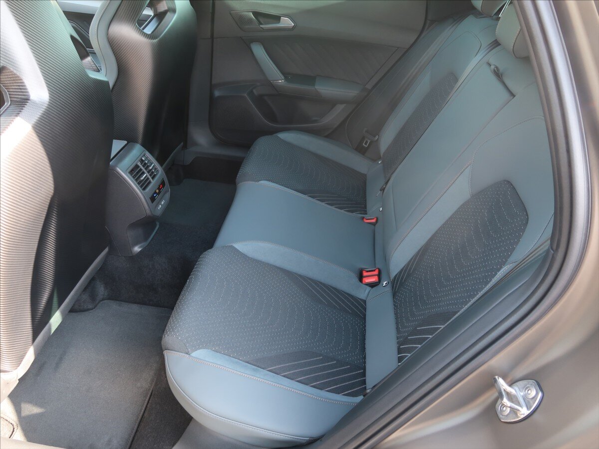 Cupra Formentor SUV / Terénní 2,0 l 294 kw