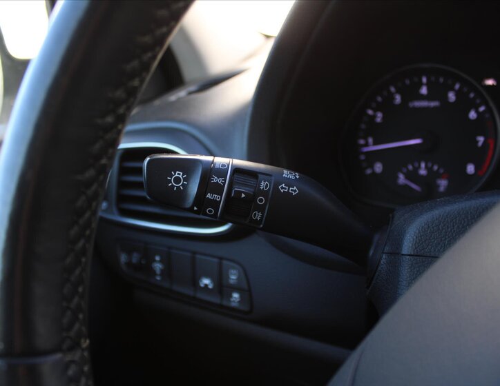 Hyundai i30 Kombi 1,4 l 103 kw