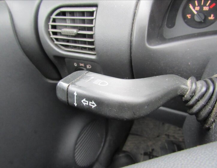 Opel Corsa Hatchback 1,2 l 55 kw