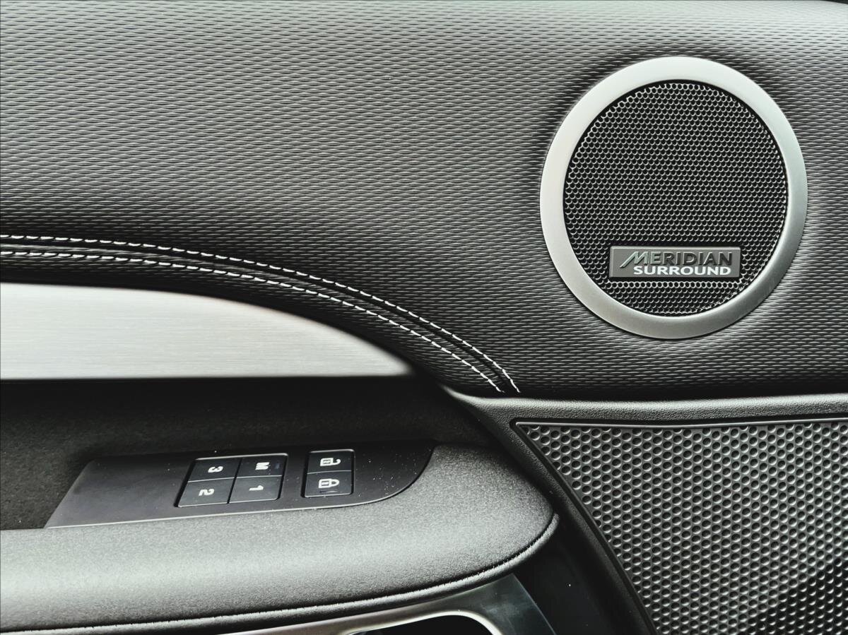 Land Rover Discovery SUV 3,0 l 257 kw