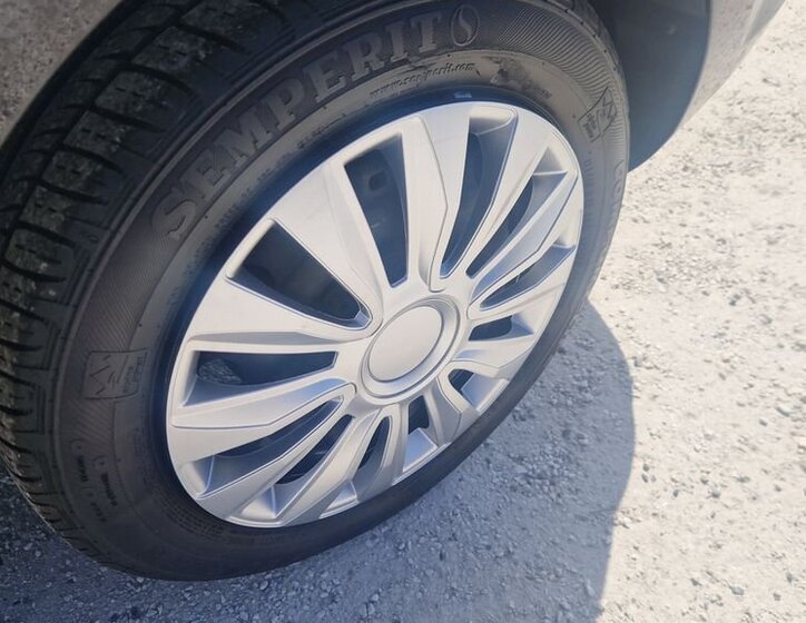 Škoda Rapid Hatchback 1,2 l 63 kw