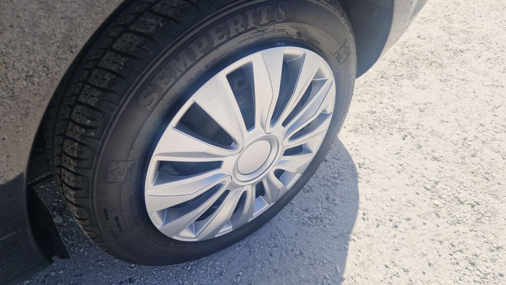 Škoda Rapid Hatchback 1,2 l 63 kw