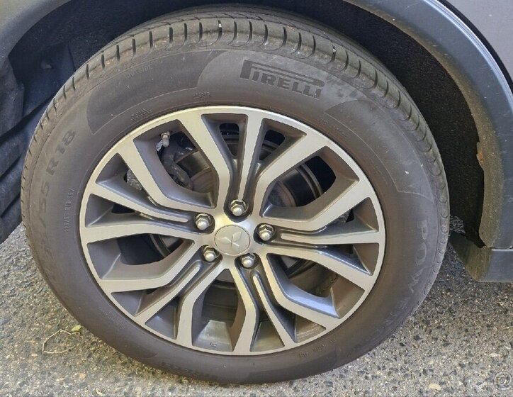 Mitsubishi Outlander 16