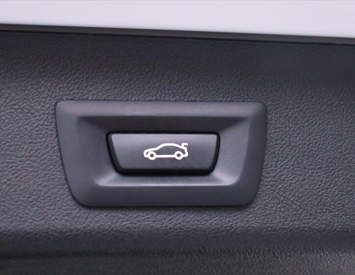 BMW Řada 5 Kombi 2,0 l 170 kw