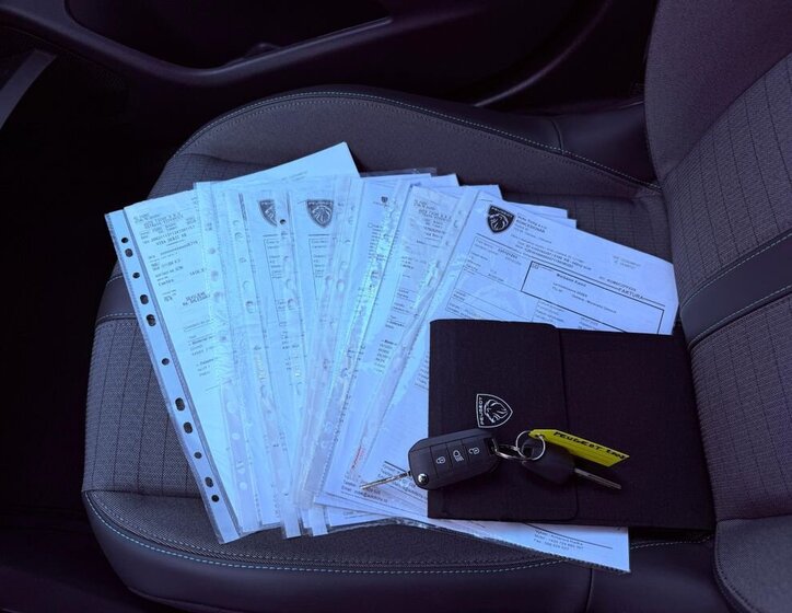 Peugeot 2008 Hatchback 1,2 l 74 kw