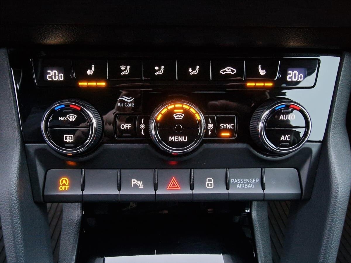 Škoda Karoq SUV / Terénní 2,0 l 110 kw