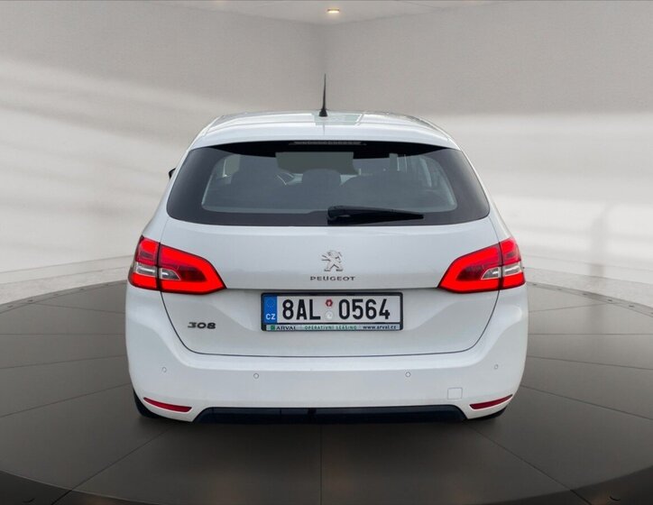 Peugeot 308 5