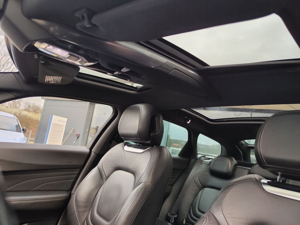 Citroën DS5 Hatchback 2,0 l 120 kw