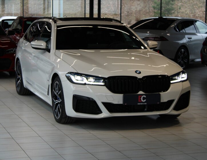 BMW Řada 5 Kombi 3,0 l 210 kw