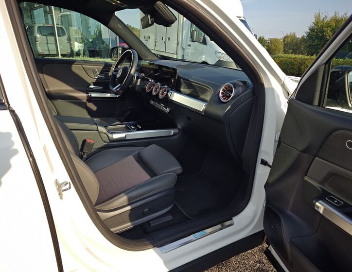 Mercedes-Benz EQB 17